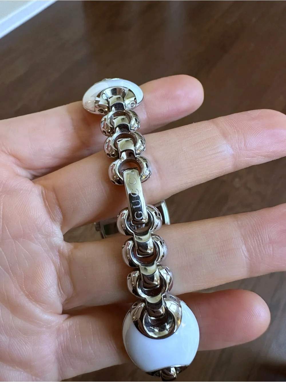 Gucci White Ceramic and Silver Women’s Link Bracelet Watch Excellent condition